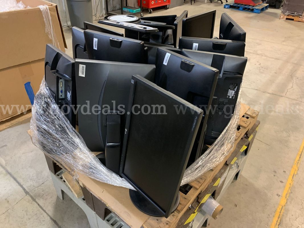 Pallet of Monitors (ID #47560) (I2-5L) (26-0946-1) 85792