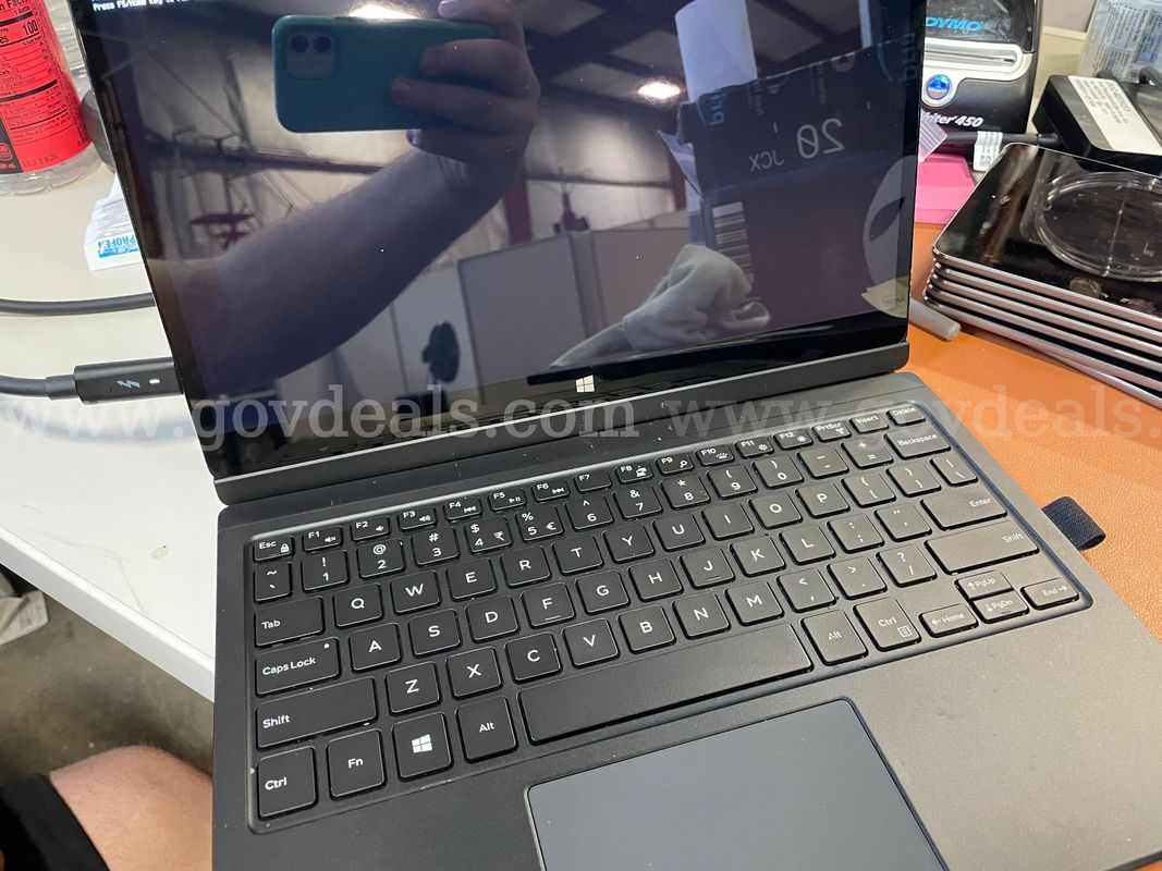 Latitude 7275 (ID# 47574) (D-Case) (NoUPC) (1 of 4)