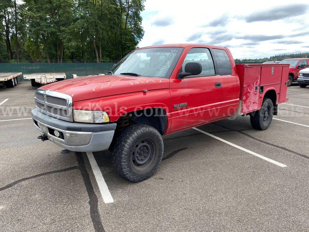 2001 Dodge Ram 2500 Quad Cab Service Box 4WD Cummins Diesel PU (ID #47595) (AVI) (26-2700) 490