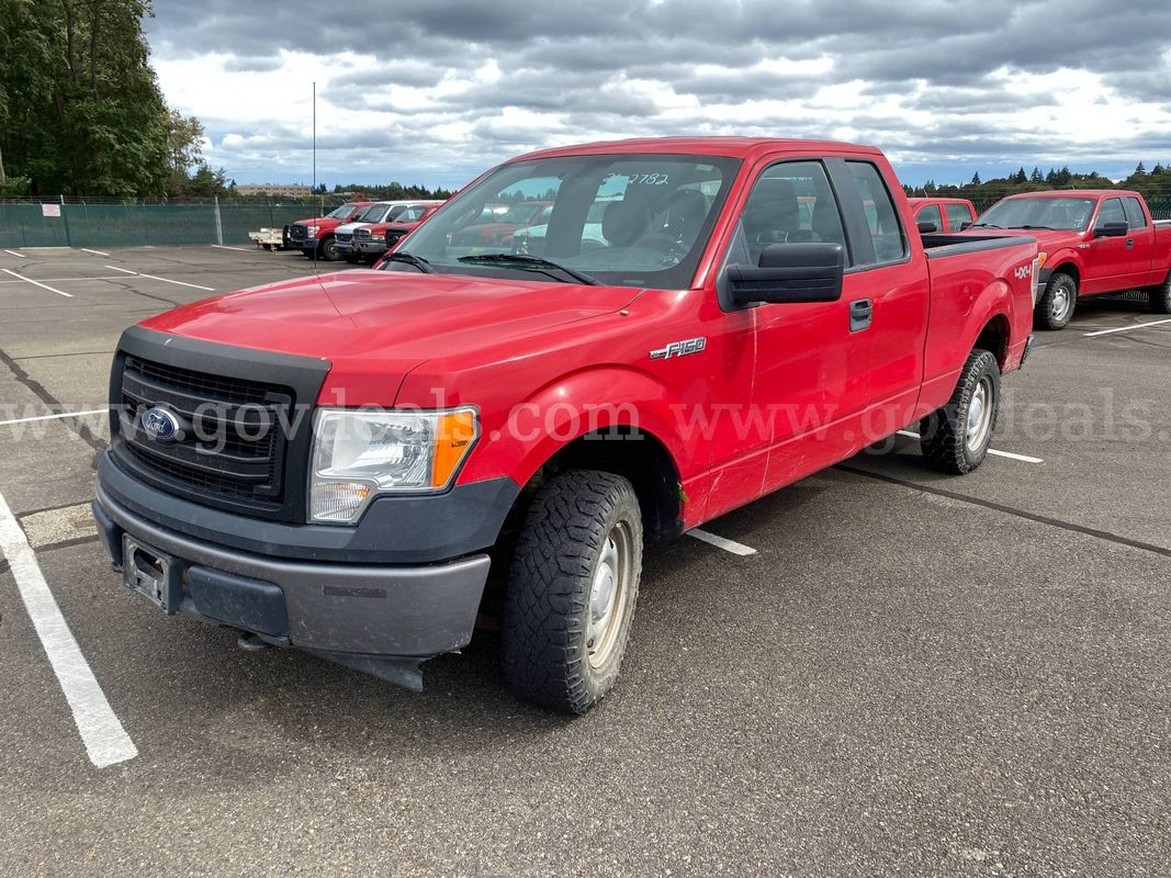 2013 Ford F-150 XL SuperCab 6.5-ft. Bed 4WD 4DR PU (ID #47617) (AVI) (26-2782) 490