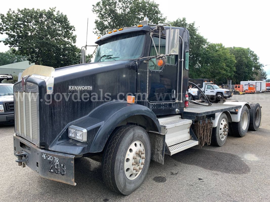 2005 Kenworth T800B Heavy Duty Truck (ID# 47619) (E09) (26-2078) 11700