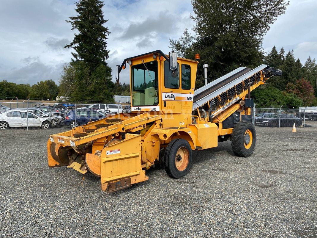 2010 LeeBoy 3000 High Capacity Force Feed Loader (ID #47636) (TCO) (26-0669) 11700