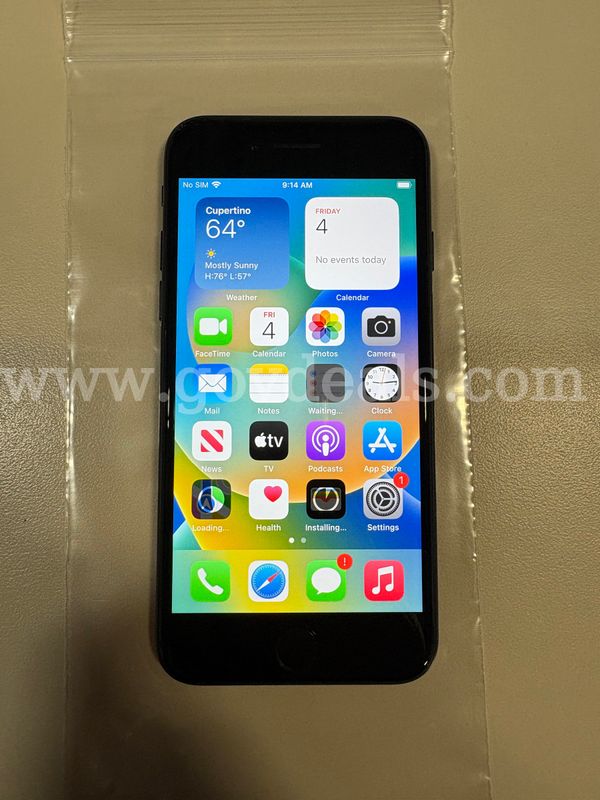 Apple iPhone SE 64GB – Unlocked – 90% Battery Health (ID# 47664) (J01-2L) (No UPC) (#9)