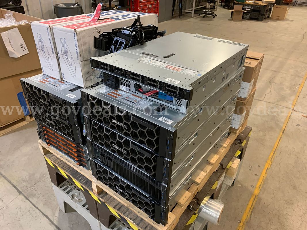 Pallet of Server Equipment (ID #47690) (H2-5L) (26-2542-9) 307
