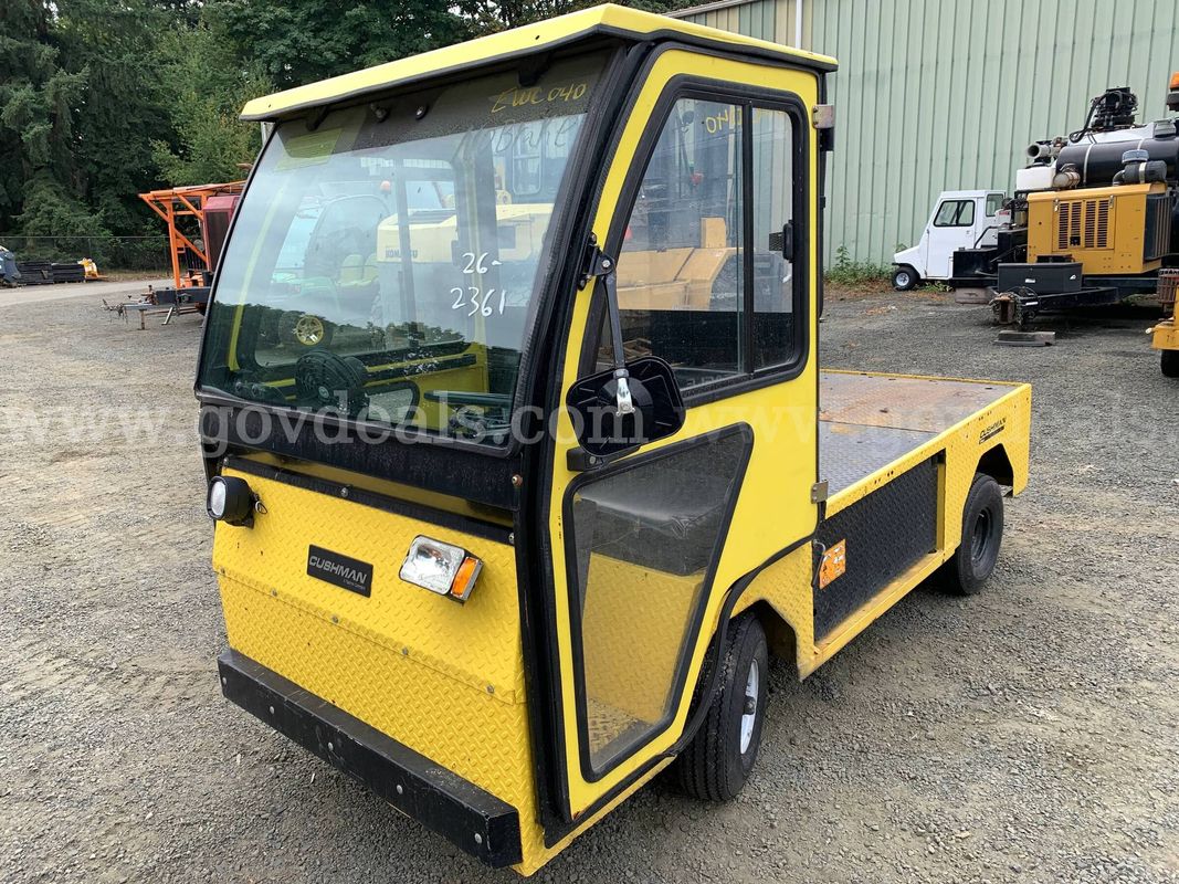 2011 Cushman Titan Electric Enclosed Cab Utility Flatbed Vehicle (ID# 47746) (GVL) (26-2361) 11700