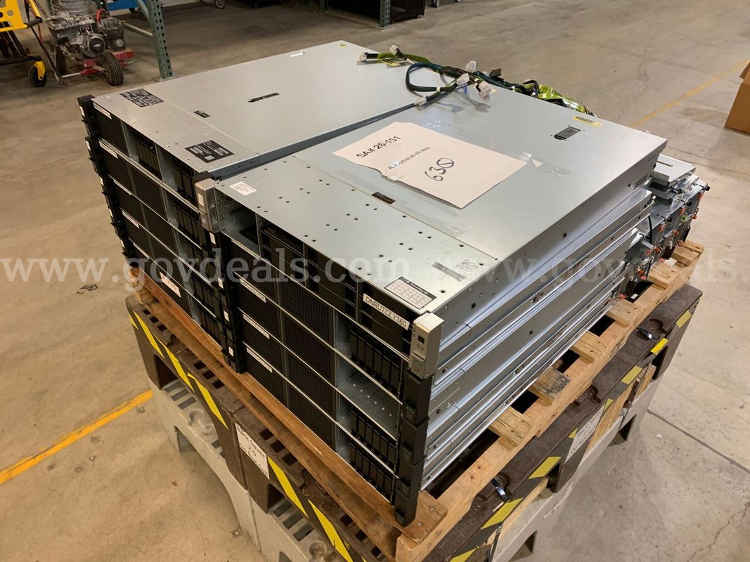 Pallet of Server Equipment (ID #47769) (I3-2R) (26-1571-) 490