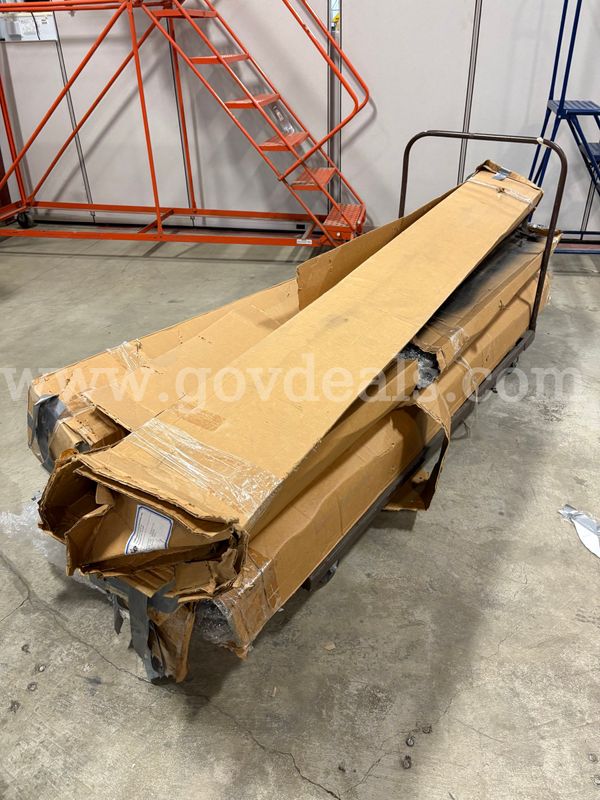 Lighting Equipment (ID# 47781) (Center F03) (26-2323-24) 36416
