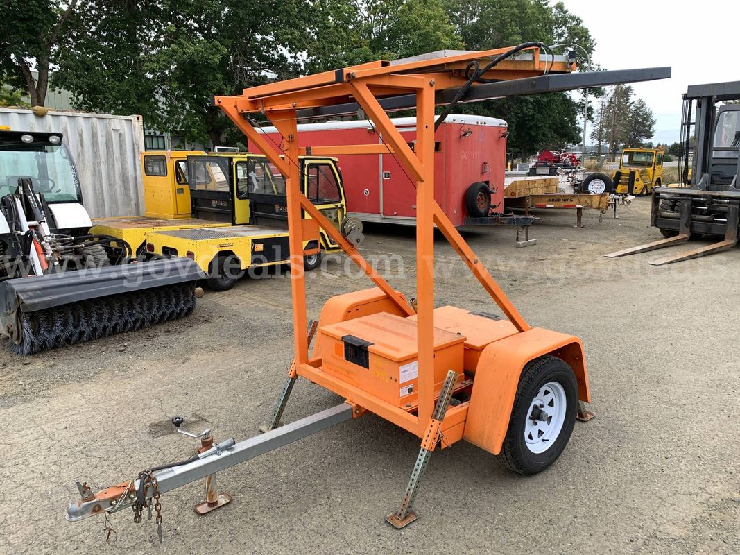 2015 ADDCO DH250-FM Portable Solar-Powered Traffic Equipment Trailer (ID# 47793) (GVL) (26-2487) 11700