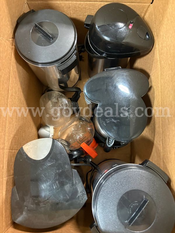 Pallet of Coffee Mugs/Pots (ID# 47800) (H12-2L) (26-2442-4) 103