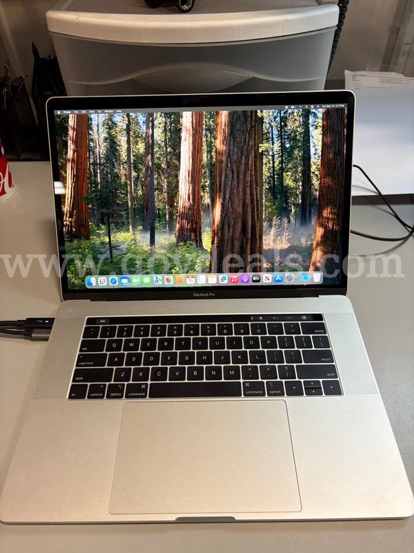 2018 Apple MacBook Pro 15-inch with Touch Bar – Core i9, 32GB RAM, 2TB SSD (ID# 47807) (J02-2L) (No UPC)