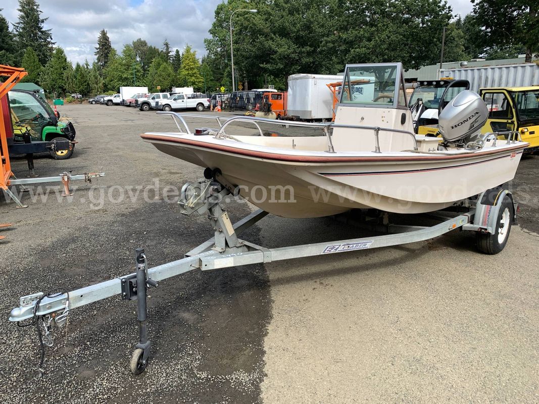 1984 McKee Craft 16' Boat w/ Honda Outboard & EZ Loader Trail (ID# 47814) (GVL) (26-2548) 461 +
