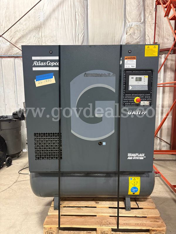 Atlas Copco GA11-FF Oil-Injected Rotary Screw Air Compressor-3-phase 460 V60 (ID# 47824) (Oversize) (26-1880-2) 179