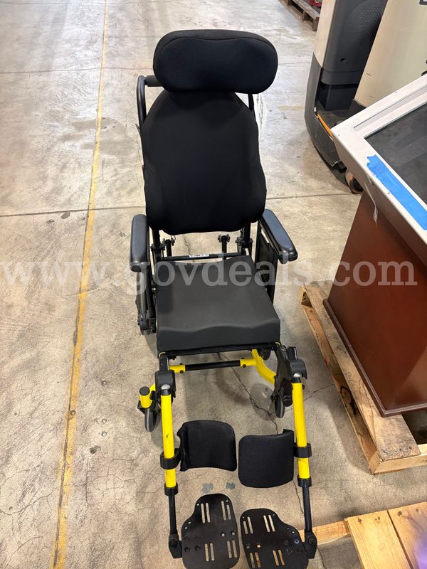 JayGo Children's Wheelchair | It Looks Good! (ID# 47833) (J03-1L) (26-2671-15) 80467