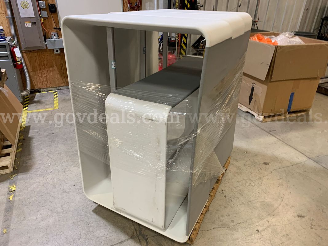 Pallet of 4ea Plastic Hoop Tables (ID #47876) (I9-2L) (26-2067-1) 303