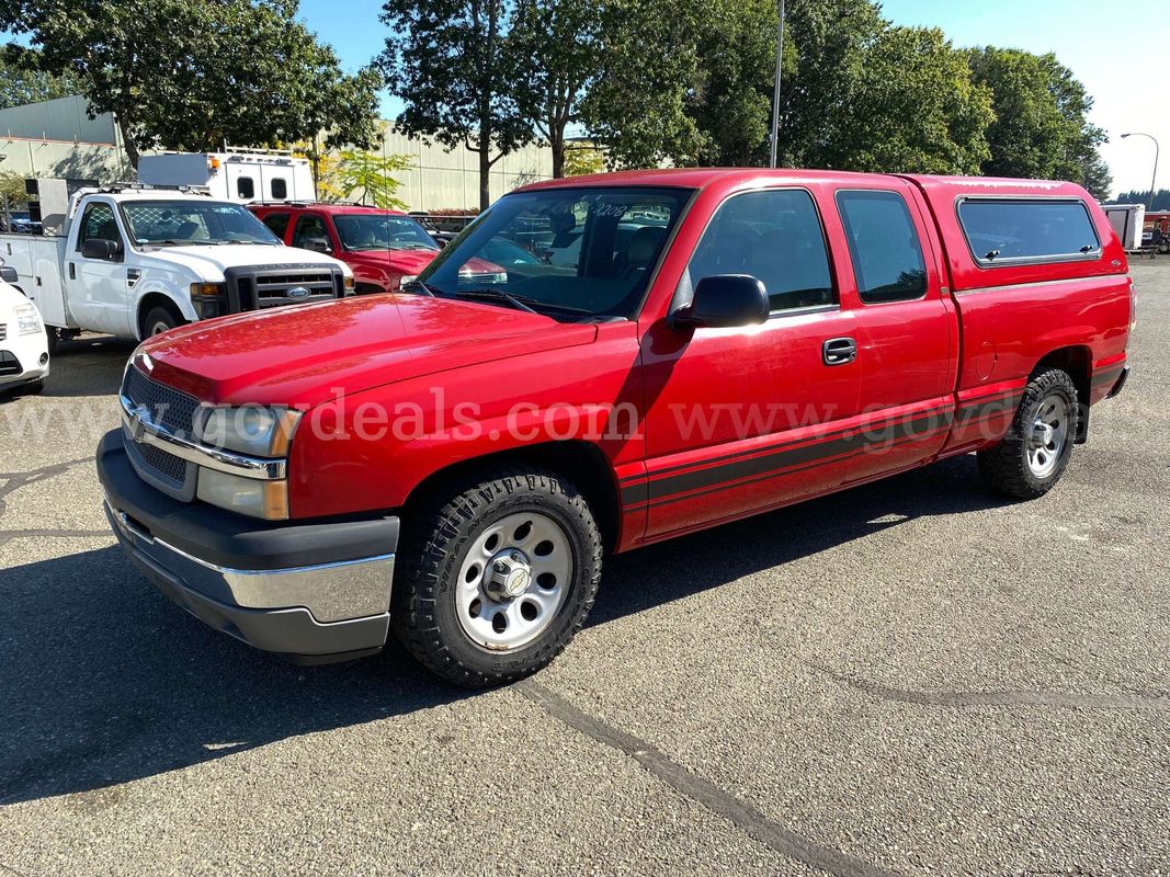 2005 Chevrolet Silverado 1500 Extended Cab Short Bed 2WD PU (ID #47886) (S2) (26-2208) 85554