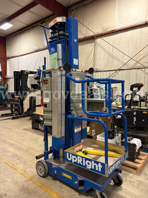 UpRight UL-32 Lift (ID# 47914) (Oversize) (26-2444-22) 245