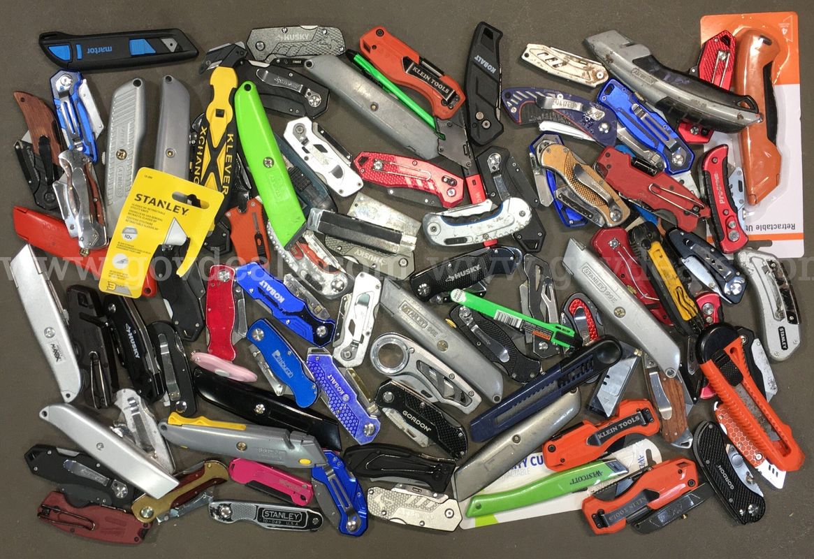 Mixed Lot of Utility Knives ~80 Units (ID# 47949) (TSA #2) (NO UPC)