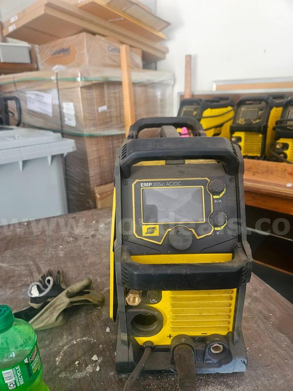 Rebel Ac/Dc Emp 205Ic Welders