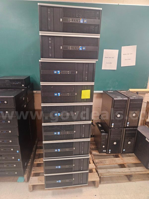 Assortment of Tower CPUs