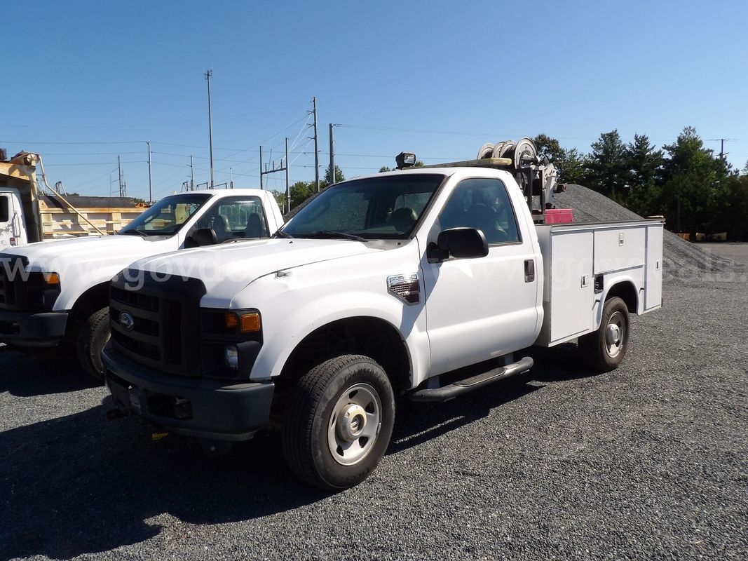 2008 Ford F-350 SD XL 4WD