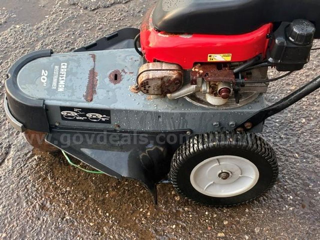 Craftsman 4 HP push type 20 inch cut , string trimmer