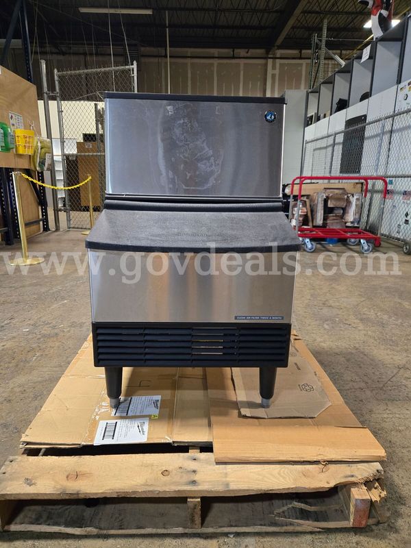 Hoshizaki Undercounter Ice Machine
