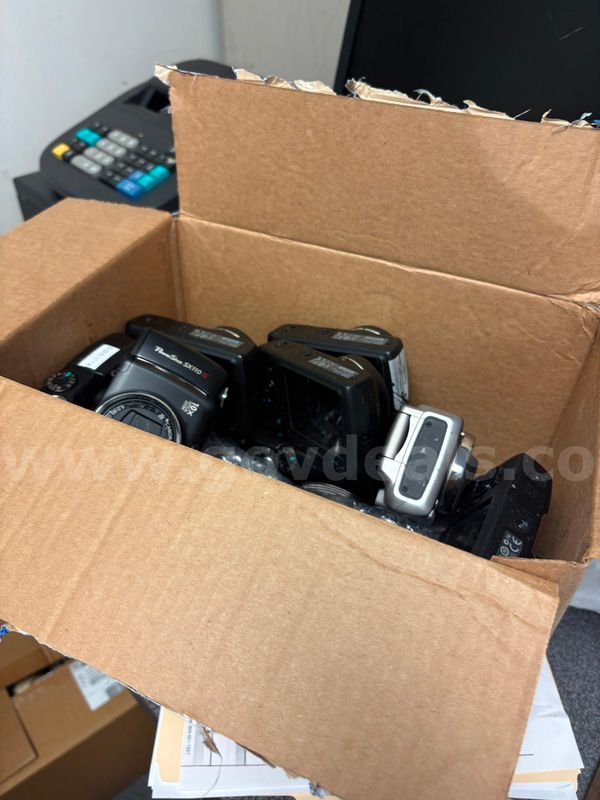 Canon Digital Cameras (LOT)