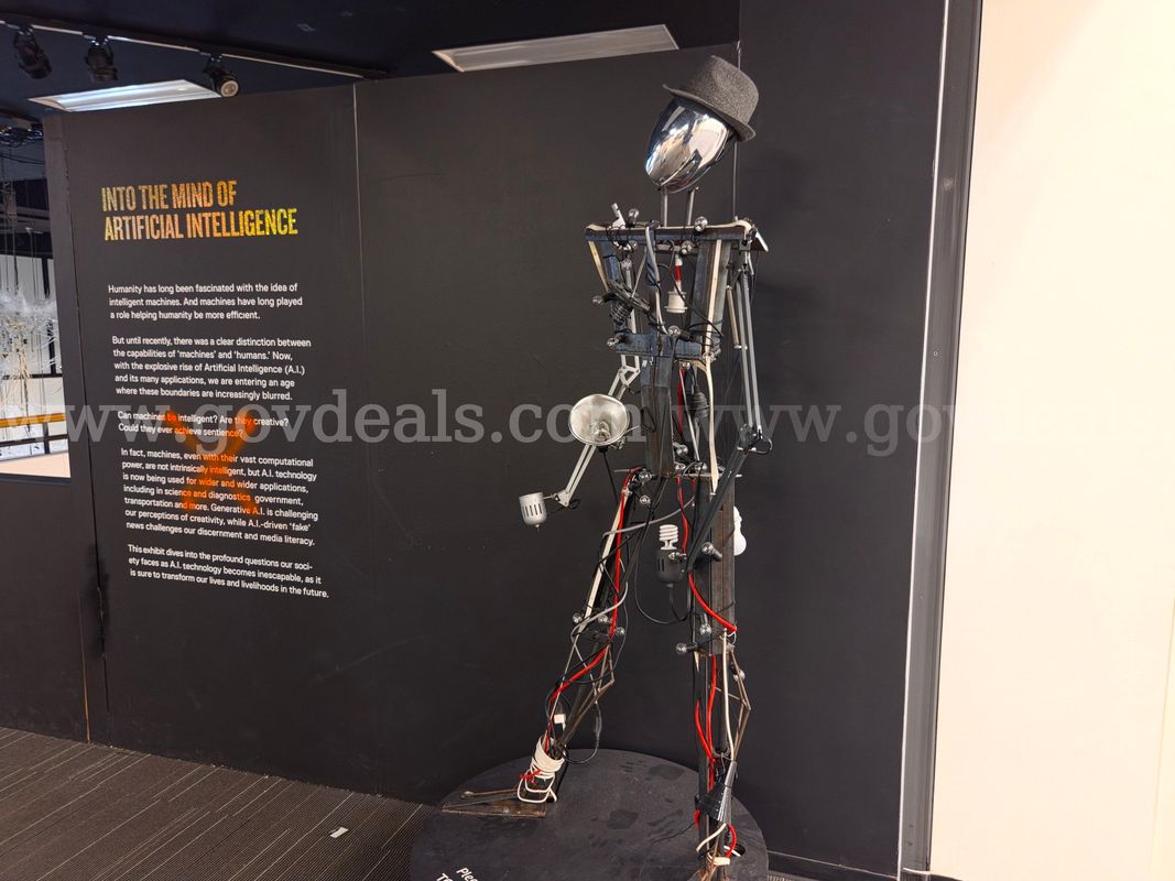 Custom Humanoid Robot Kinetic Sculpture – “Into the Mind of Artificial Intelligence” Museum Exhibit