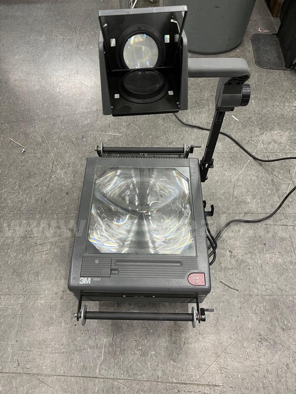 3M 9800 Overhead Projector