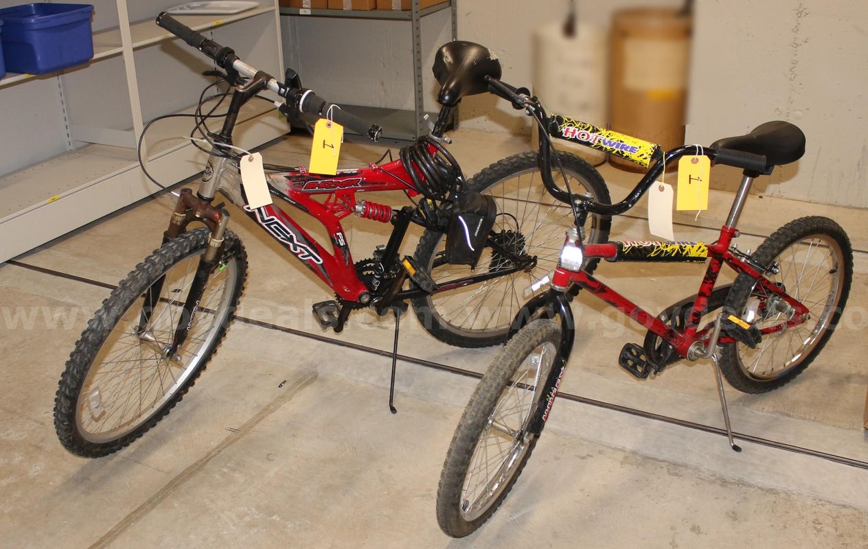Lot of 2 bicycles- Next 2G Shocker & Red BMX style