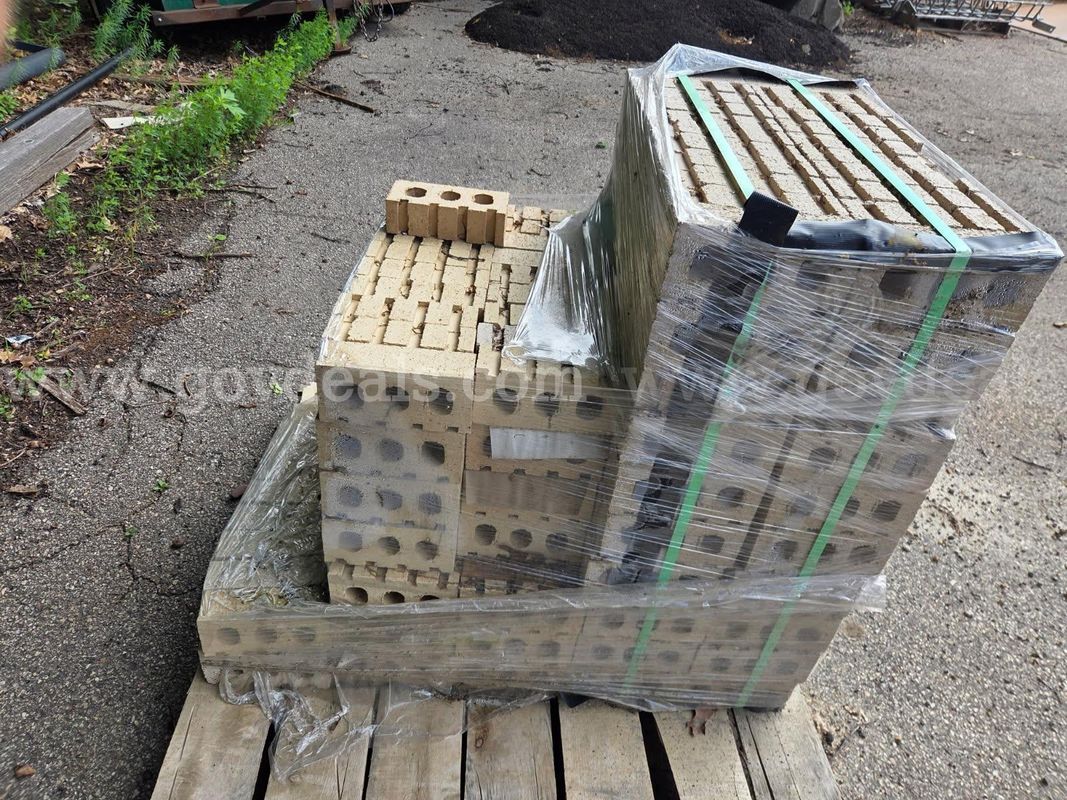 Bricks (Lot 4)