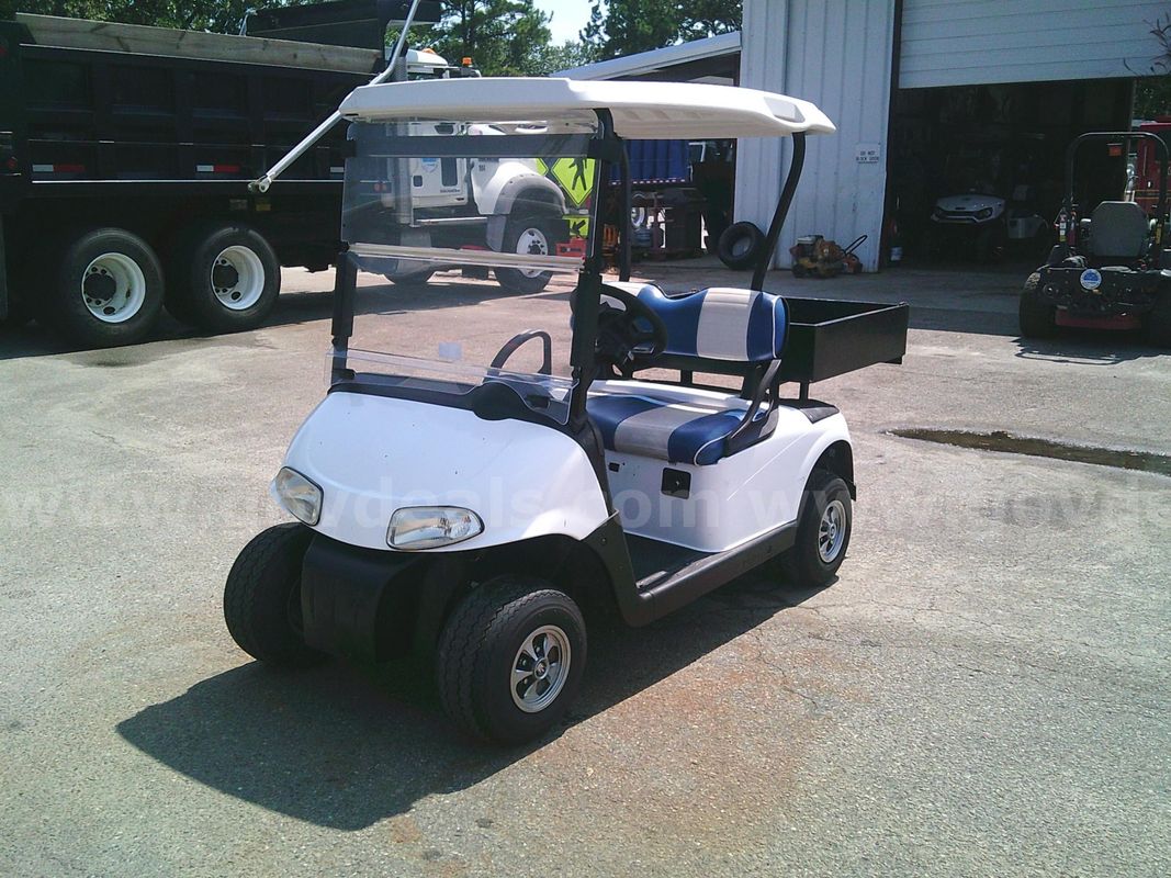 2009 EZ-Go Gas Golf Cart.