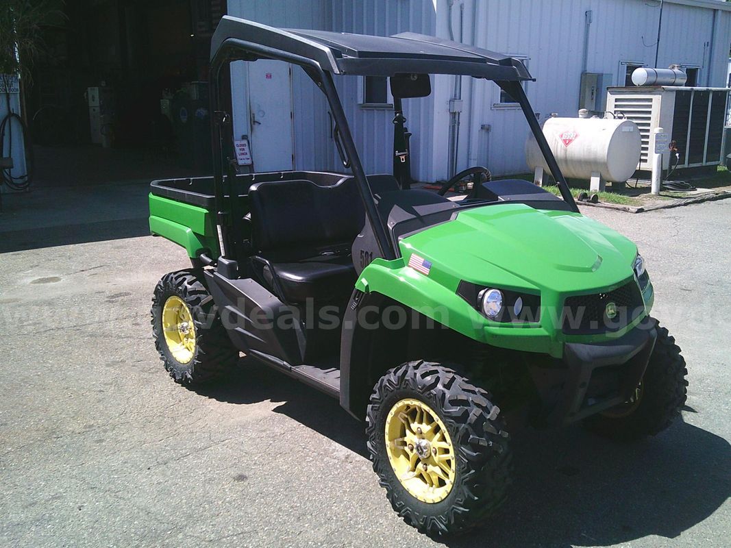 2024 John Deere 590M side x side