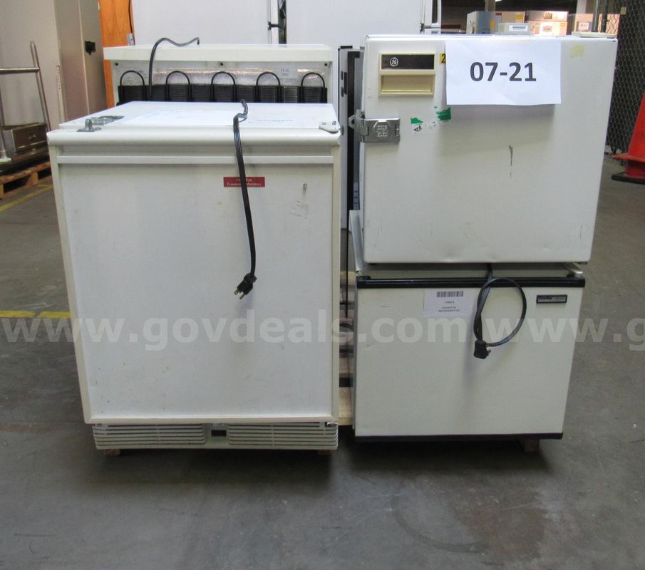 07-21 Mini-Fridges