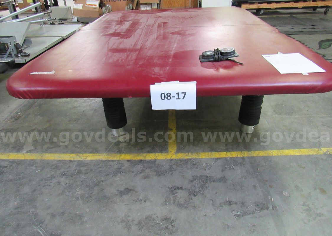 08-17 Therapy Table