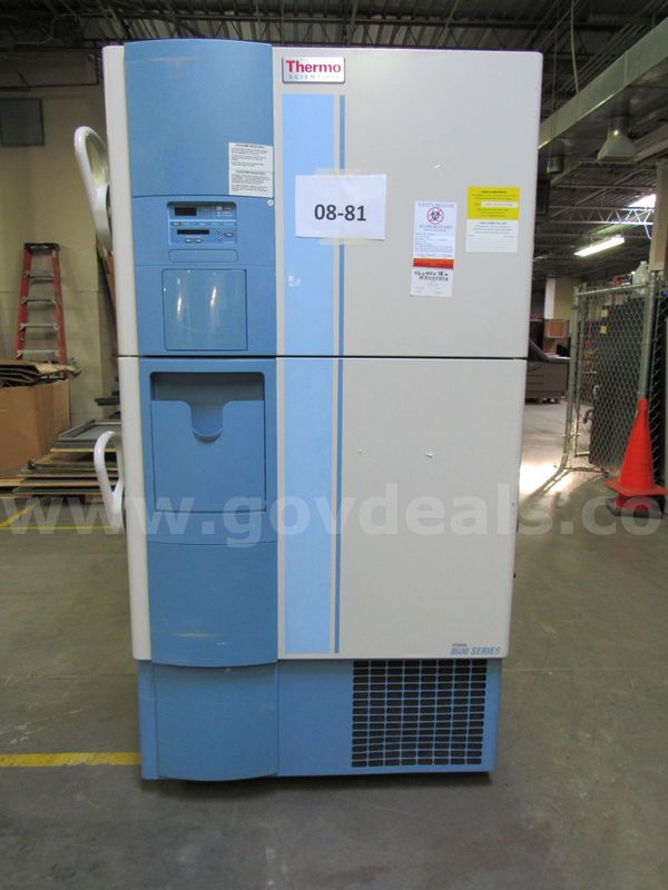 08-81 Freezer (lab)