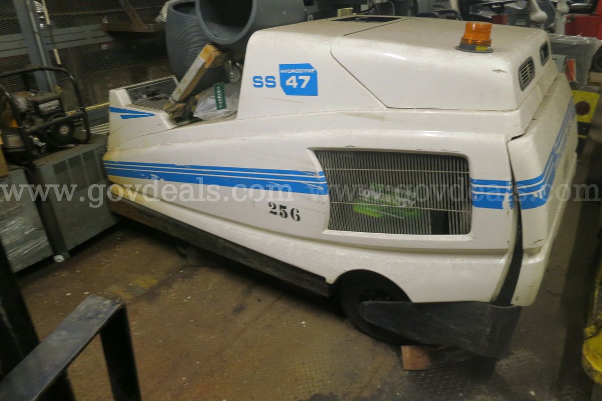 Star Hydrodyne SS47 floor sweeper (#256)