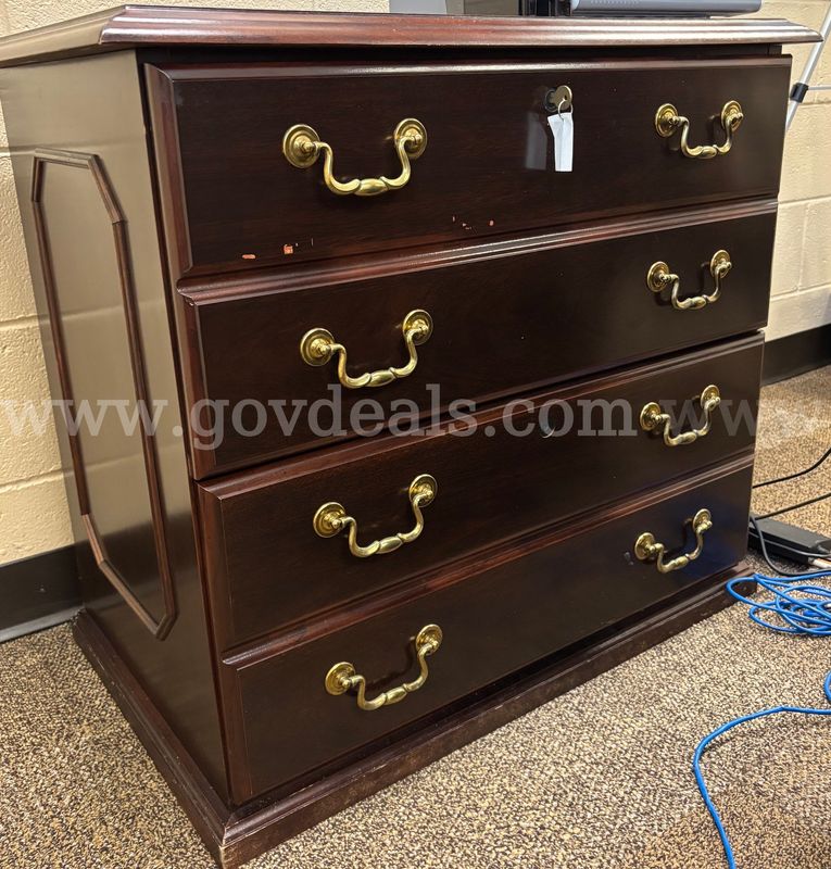 Lot of Office Furniture (5)