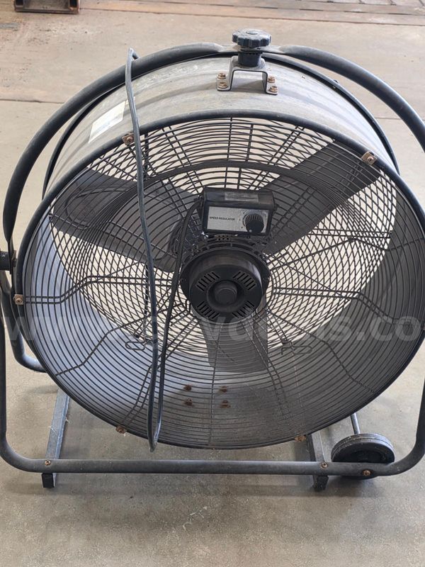 Mountain 3 Blade 24 inch Shop Fan