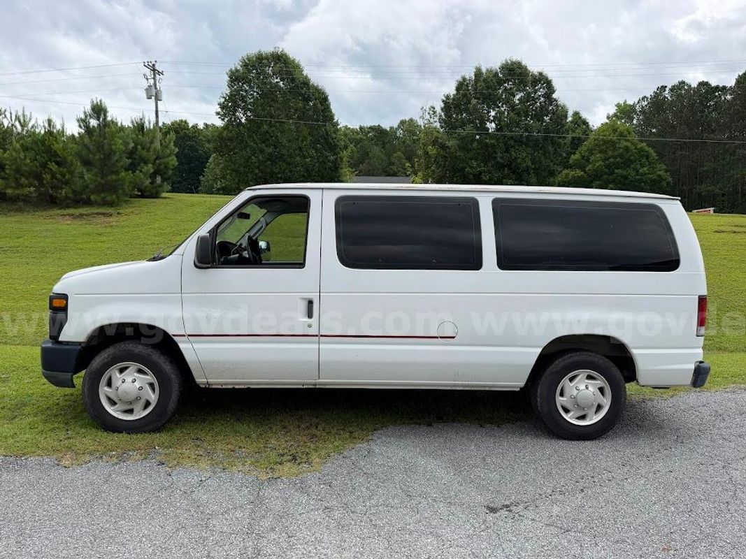 2008 Ford Econoline E-150 XL