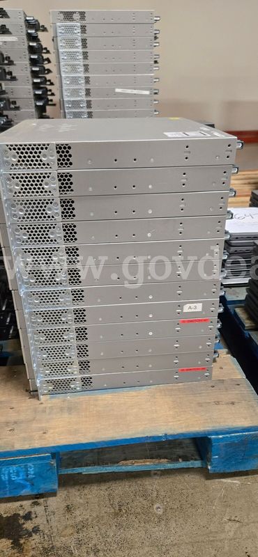 Lot of 12 Cisco WS-C3850-48U network switches