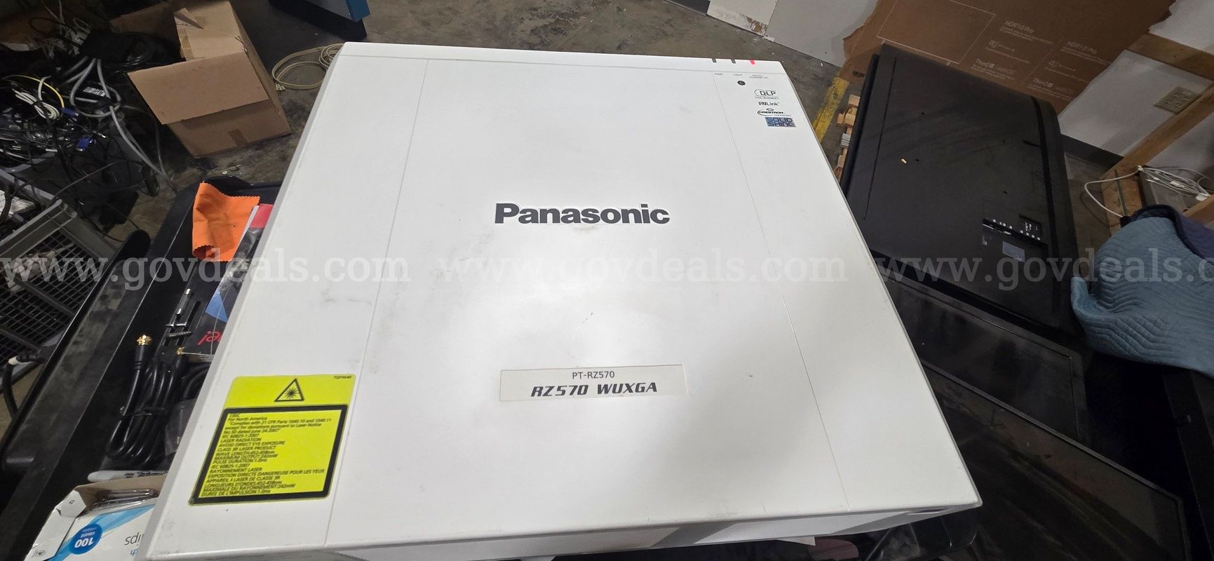 Panasonic PT-RZ570 WUXGA projector