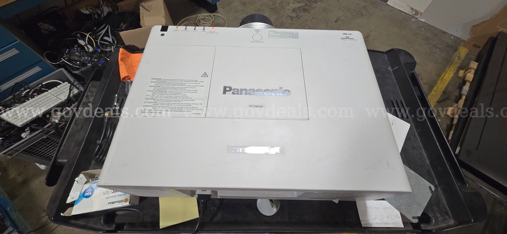 Panasonic PT-EW530 WXGA projector