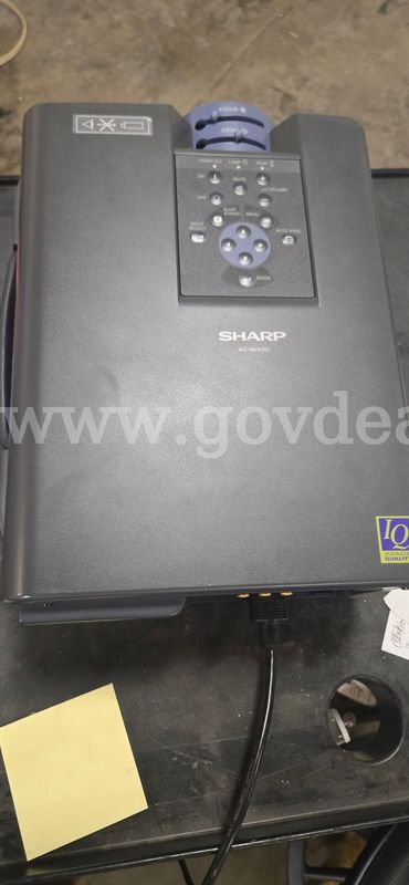 Sharp XG-NV4SU projector