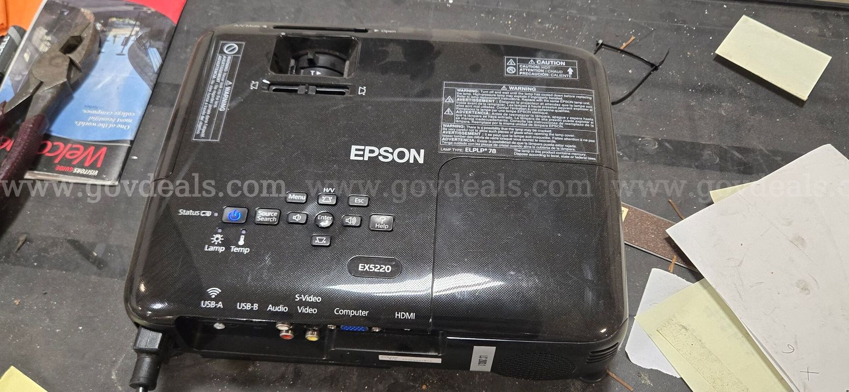 Epson EX5220 projector