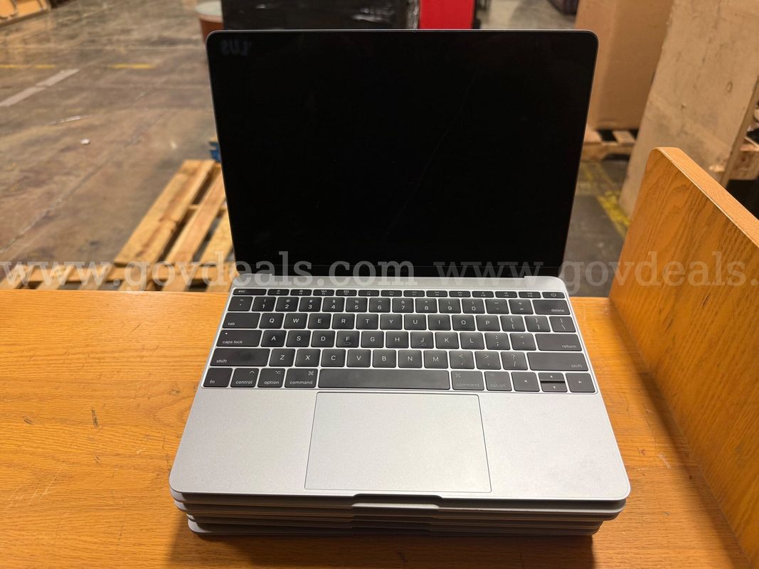 Lot of 7 Apple MacBook A1534