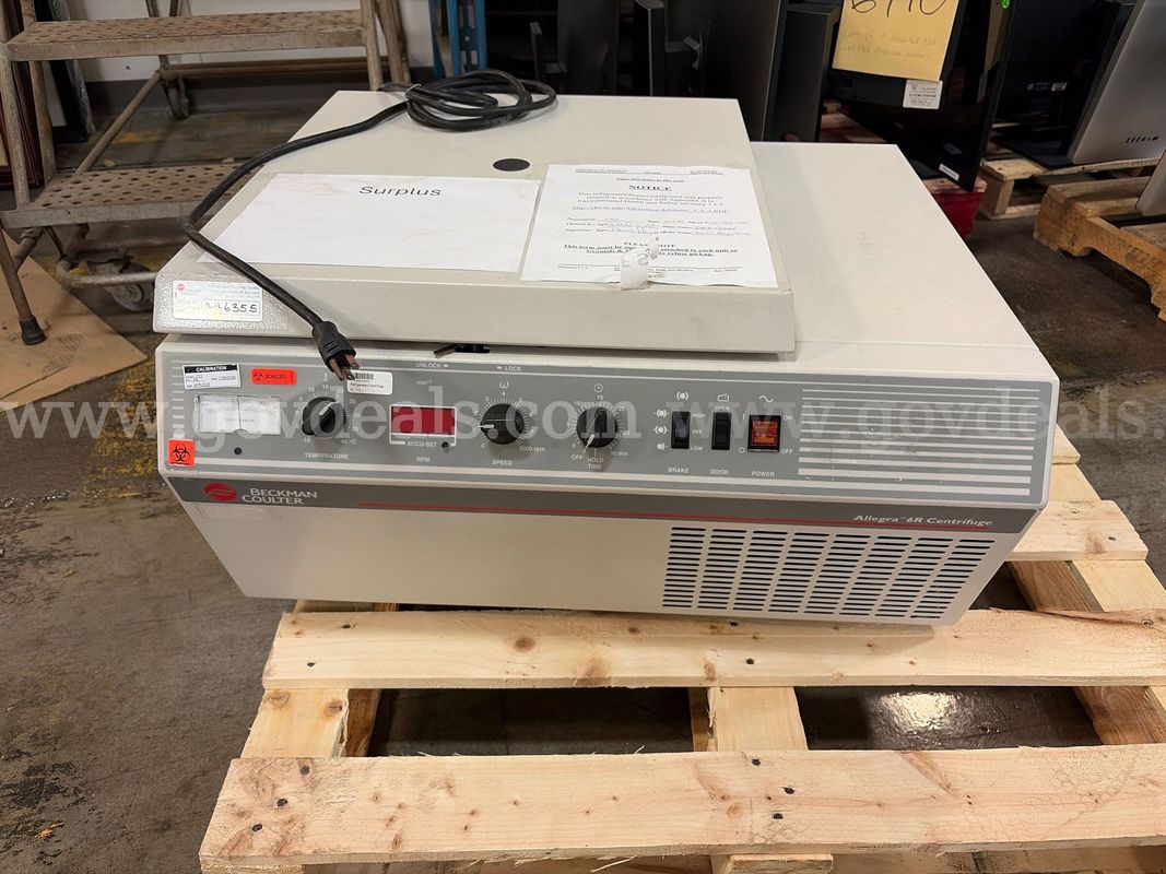 Beckman Coulter Refrigerated Centrifuge