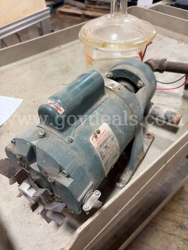 Lot of 2 Assorted Pumps