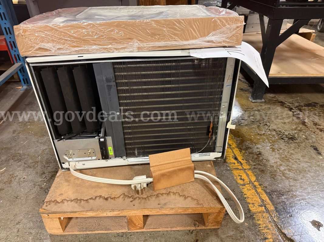 Frigidaire 18,000 BTU Room Air Conditioner