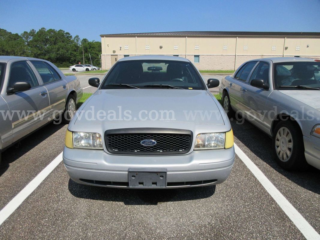 2011 Ford Crown Victoria